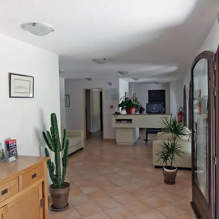 Le Vieux Moulin LʼÎle-Rousse