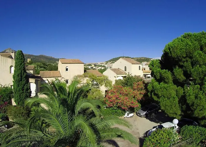 Appart hôtel Le Vieux Moulin LʼÎle-Rousse
