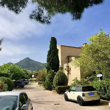 Le Vieux Moulin Aparthotel 3*