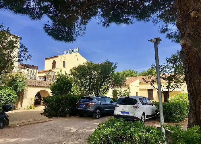 Aparthotel Le Vieux Moulin 3*